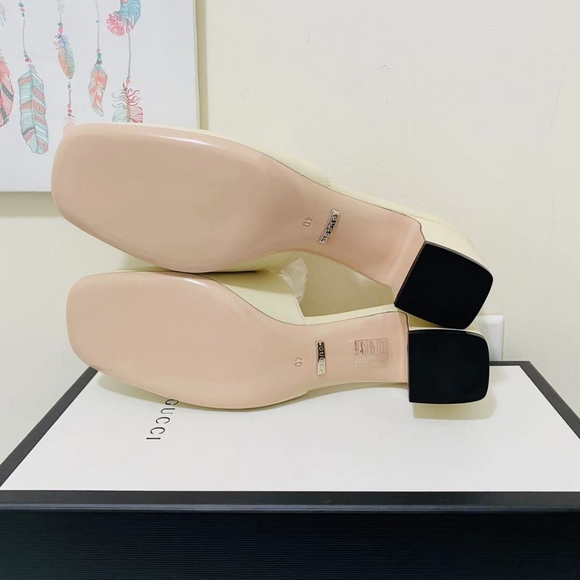 GUCCI Madelyn Crystal Mules NWT - Picture 7 of 8